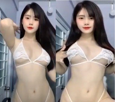 sex cô hàng xóm vú to Bố mẹ đi vắng nên nhờ chị hàng xóm chăm sóc tôi và tôi đã địt chị ấy